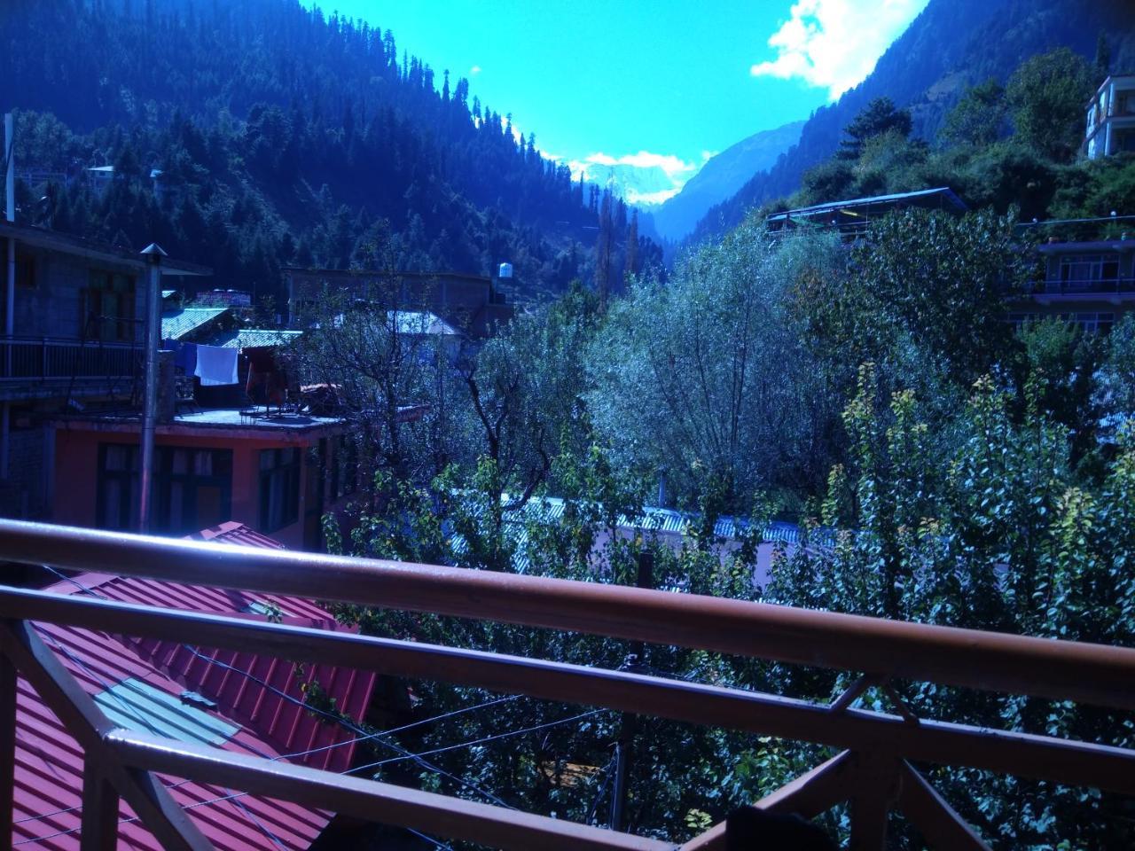 Giriraj Paying Guest House - Manali (Himachal Pradesh), Manali