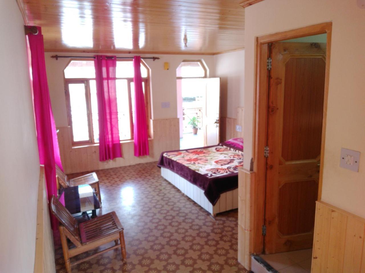 Giriraj Paying Guest House - Manali (Himachal Pradesh) — Photos 2