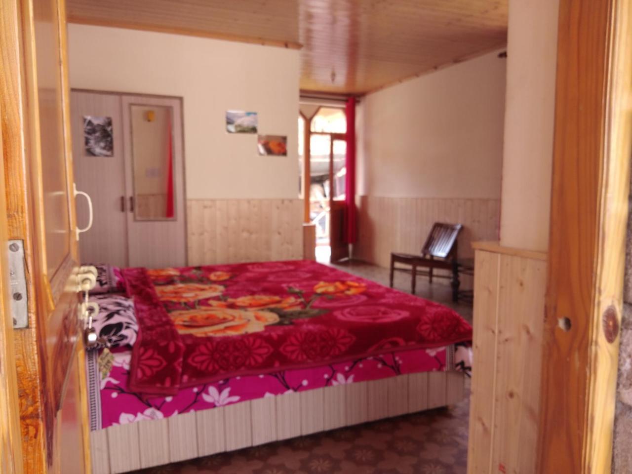 Giriraj Paying Guest House - Manali (Himachal Pradesh) — Photos 3